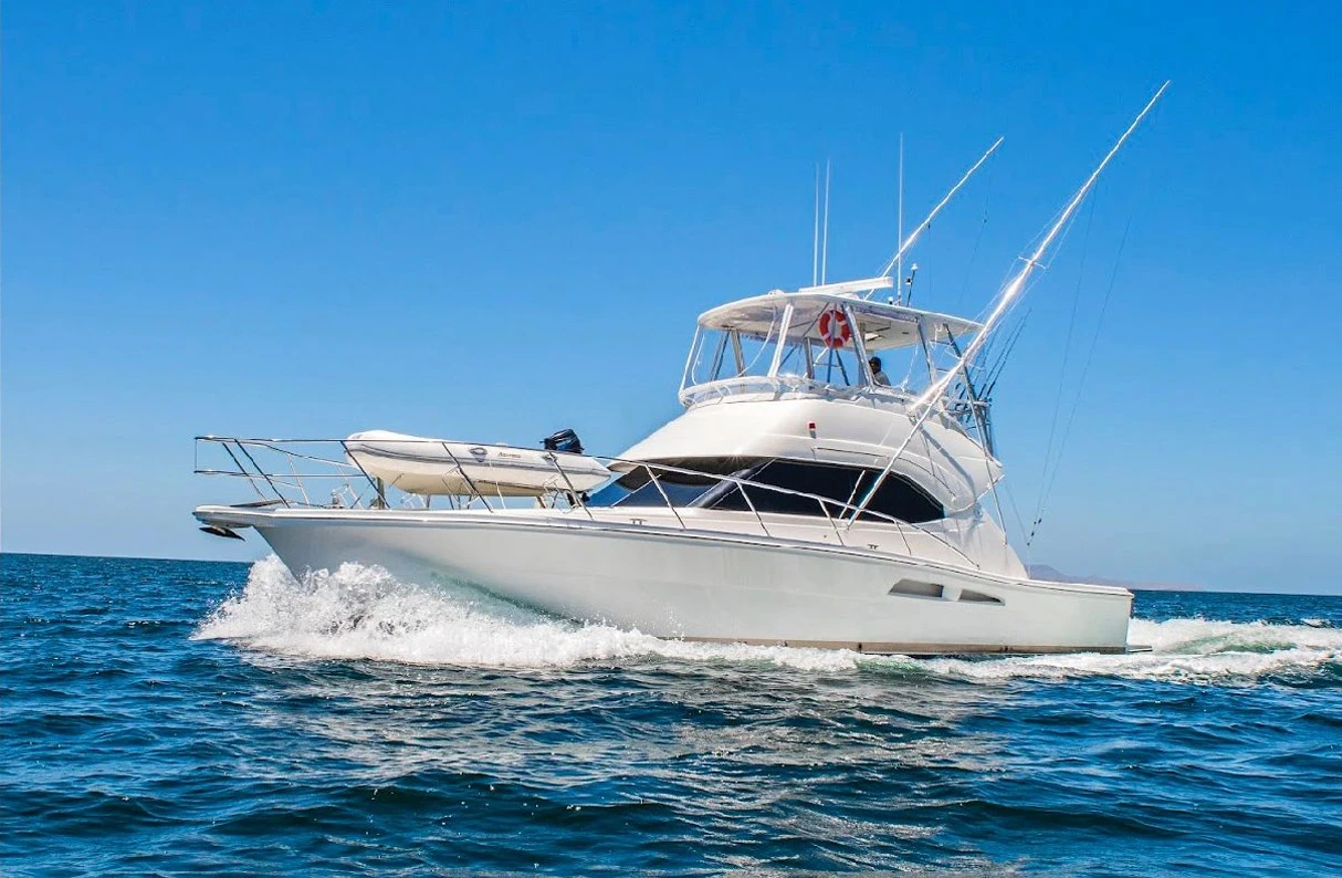 Cazador Yacht